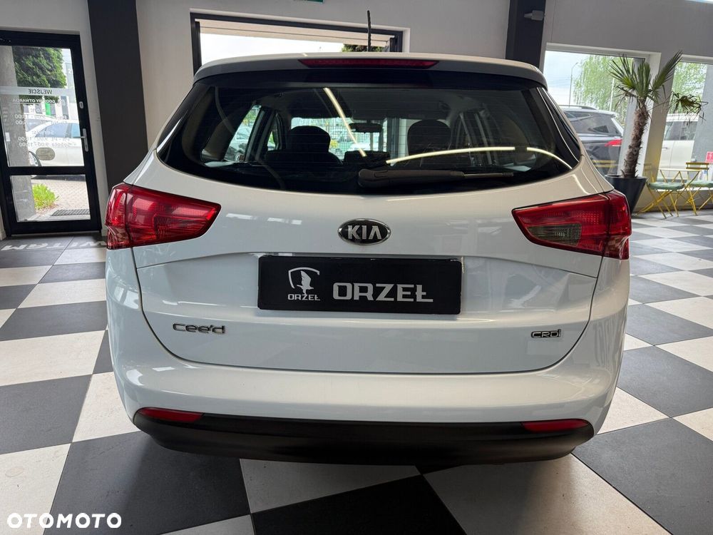 Kia Ceed - 6