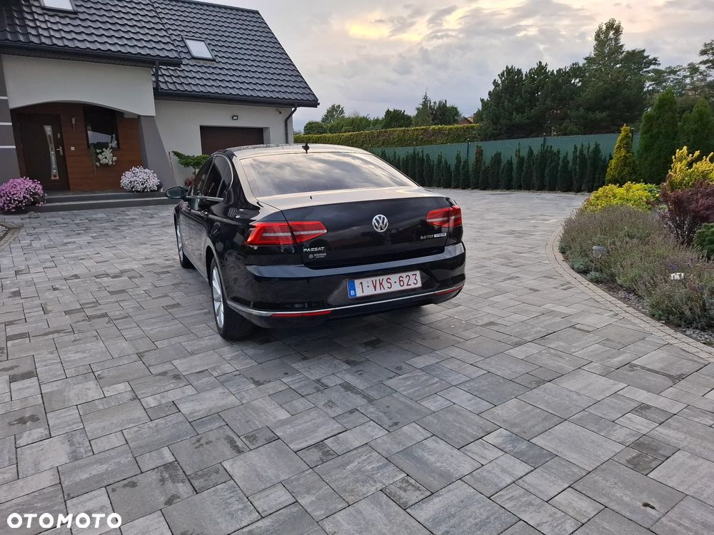 Volkswagen Passat 2.0 TDI (BlueMotion Technology) Highline - 11