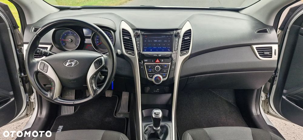 Hyundai i30 1.6 CRDi BlueDrive Comfort - 16