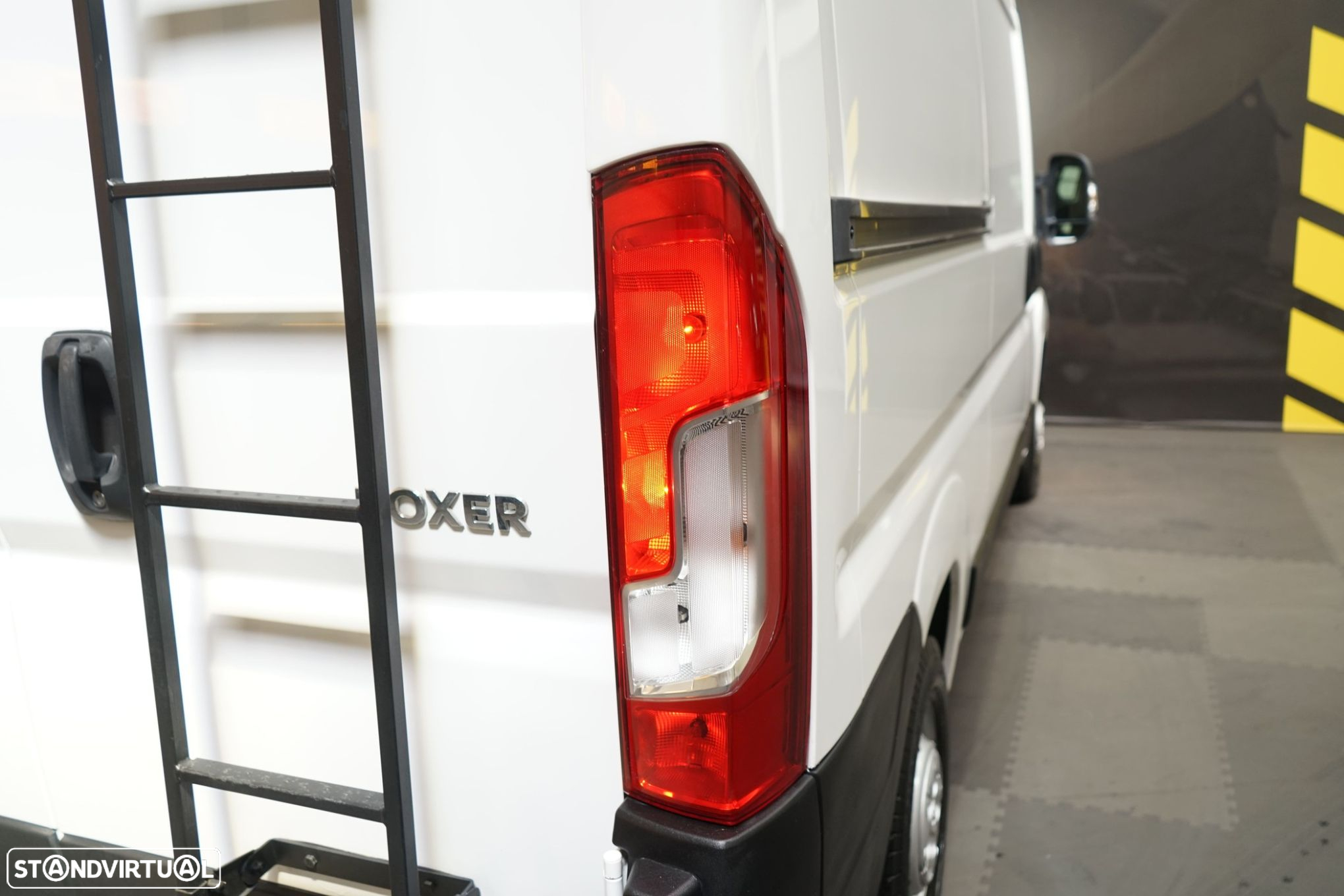 Peugeot Boxer 2.0 BlueHDi 330 L1H1 - 15