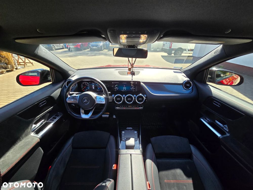 Mercedes-Benz GLA 200 AMG Line - 10