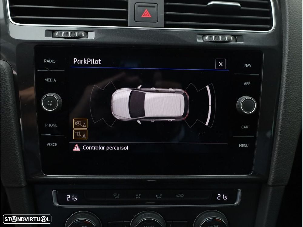 VW Golf 1.0 TSI R-Line DSG - 14