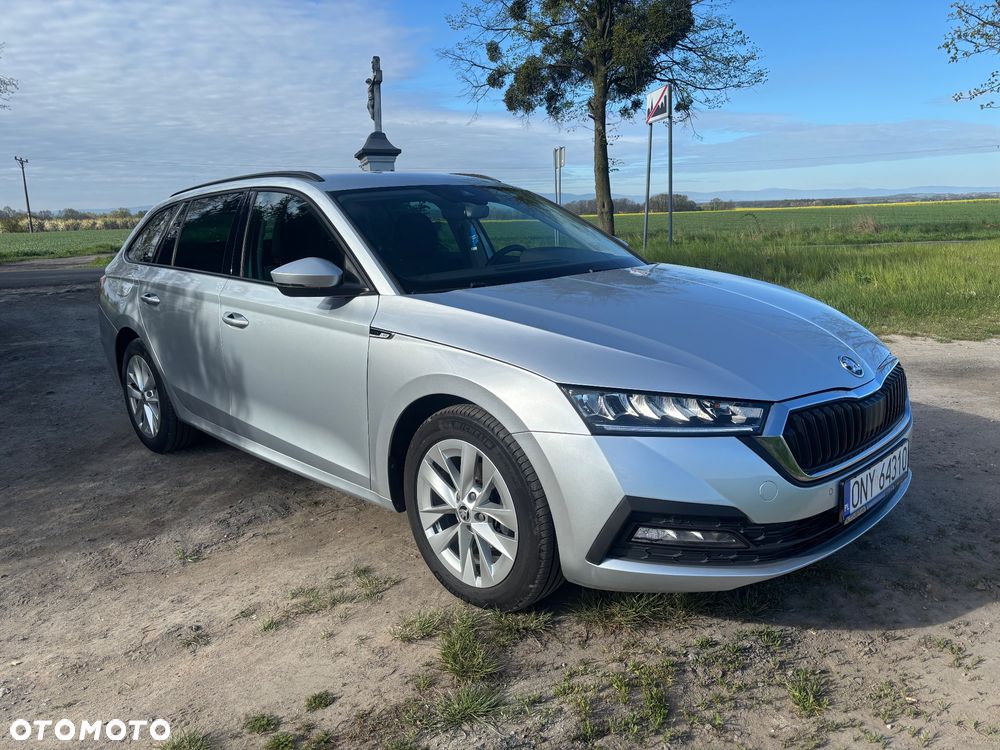 Skoda Octavia 2.0 TDI SCR Ambition DSG - 2