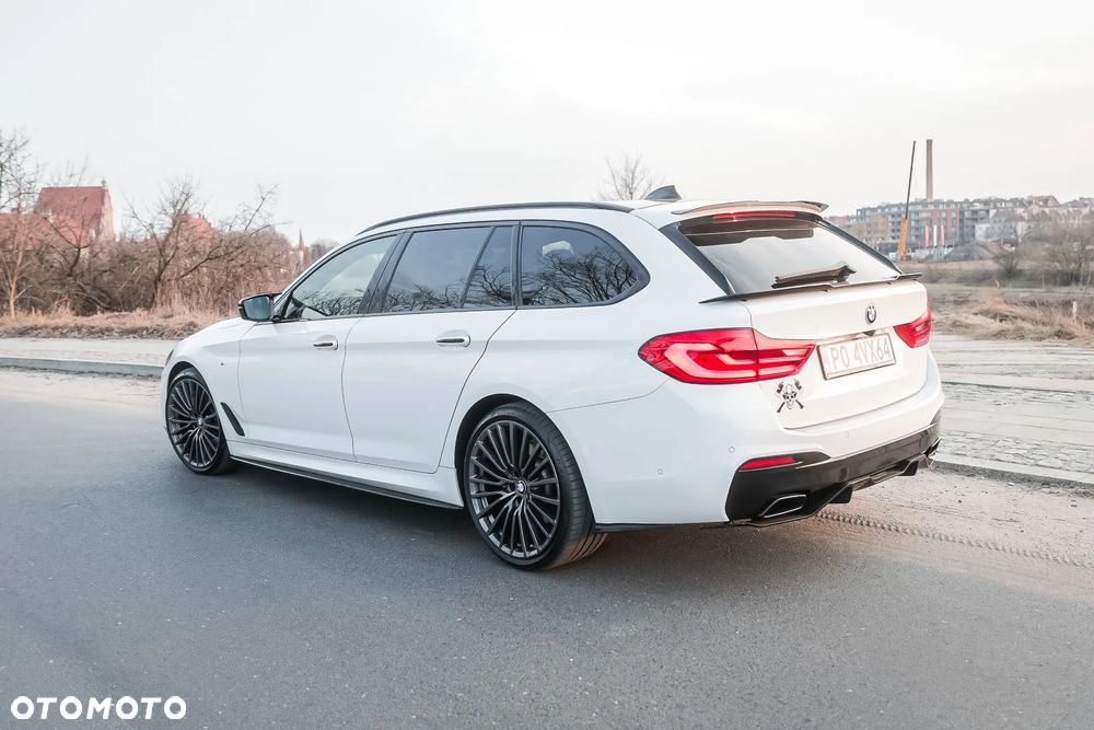 BMW Seria 5 520d M Sport - 25