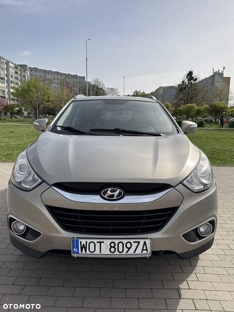 Hyundai ix35 2.0 4WD Automatik Premium - 2