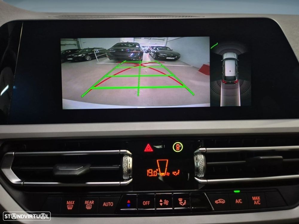 BMW 318 d Touring - 29