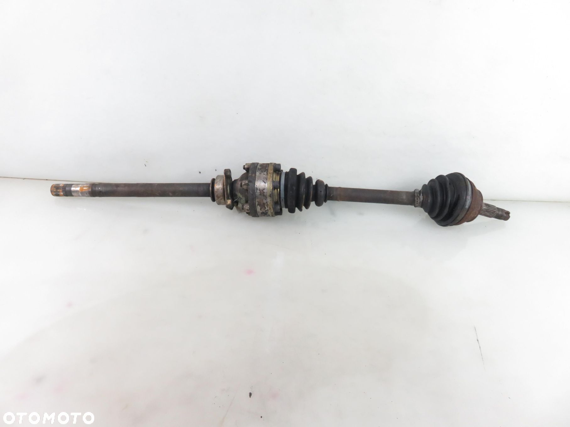 PÓŁOŚ PRAWA PRZEDNIA ALFA ROMEO 147 1.9 JTD - 1
