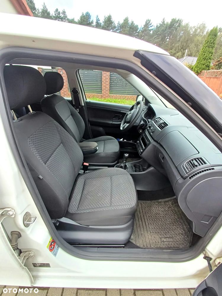 Skoda Fabia 1.4 16V Scout - 14