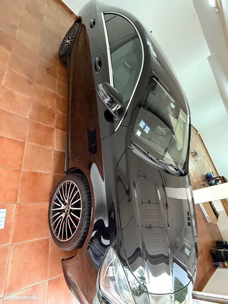 Mercedes-Benz CLA 180 Shooting Brake d Urban - 4