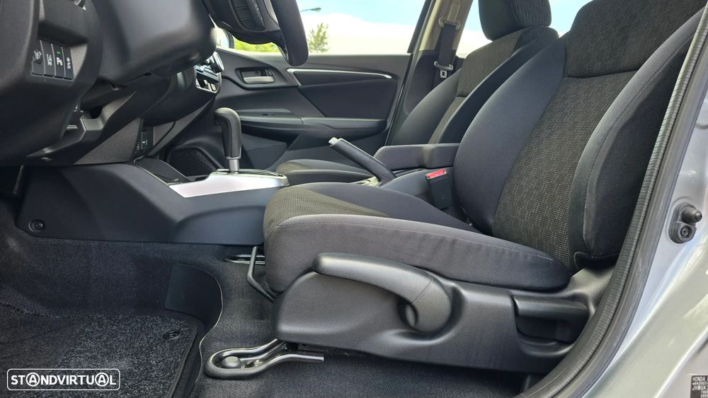 Honda Jazz 1.3 I-VTEC Comfort +Connect.AT - 35