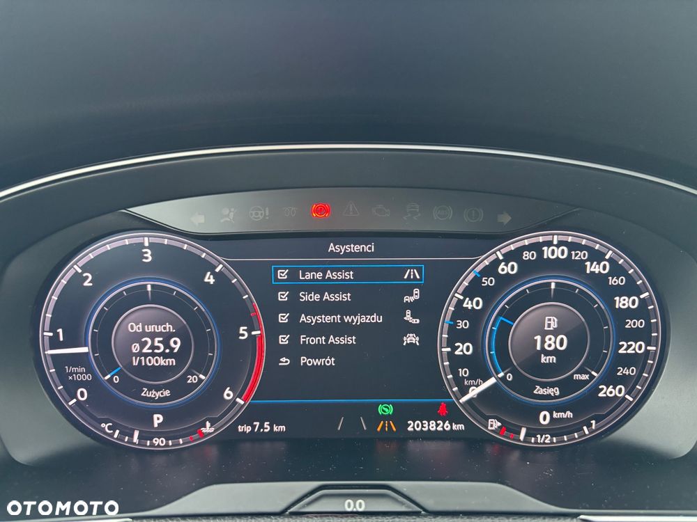 Volkswagen Passat - 19