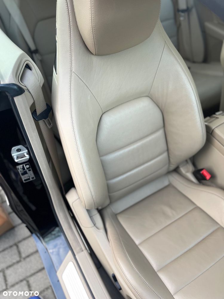 Mercedes-Benz Klasa E - 15