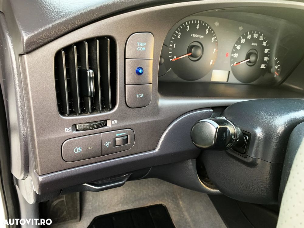 Hyundai Elantra - 17