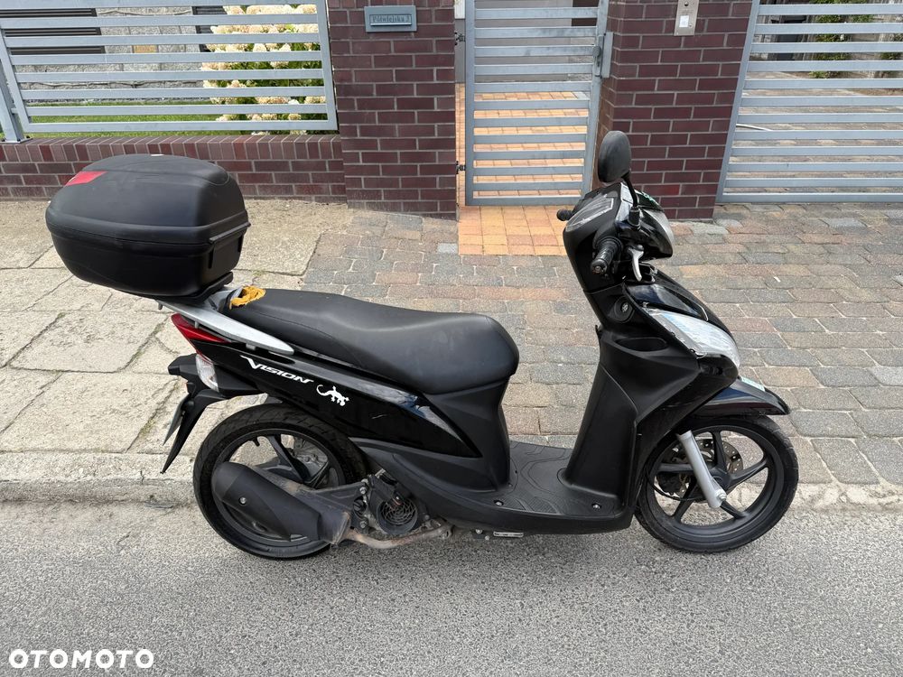 Honda Vision - 4