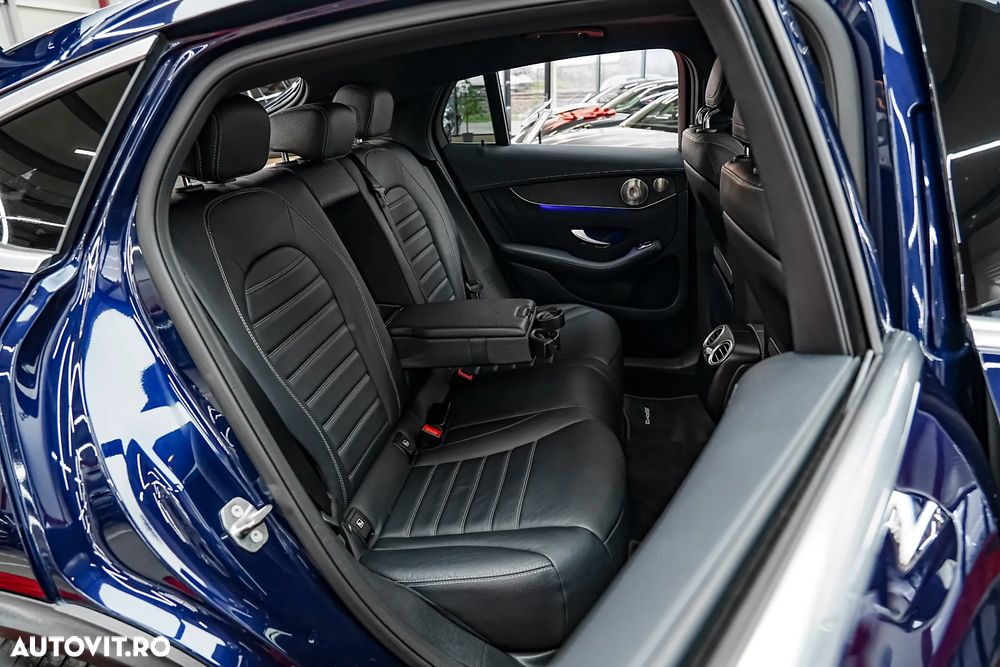 Mercedes-Benz GLC Coupe 300 e 4Matic 9G-TRONIC AMG Line Plus - 8