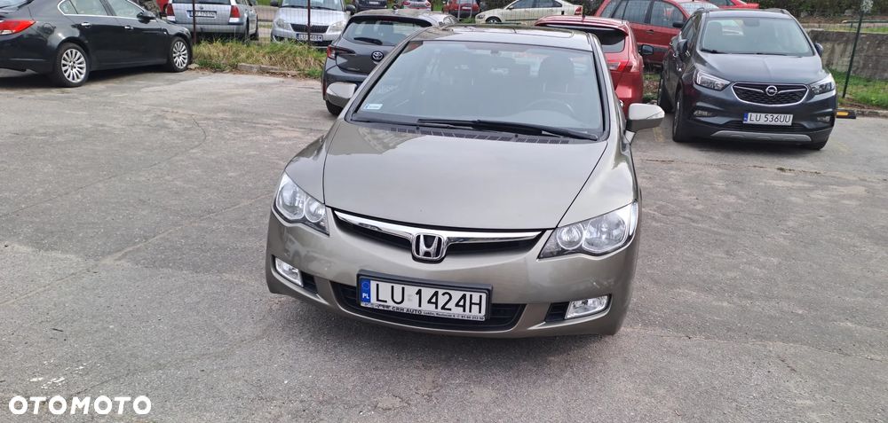 Honda Civic 1.8 Executive - 3