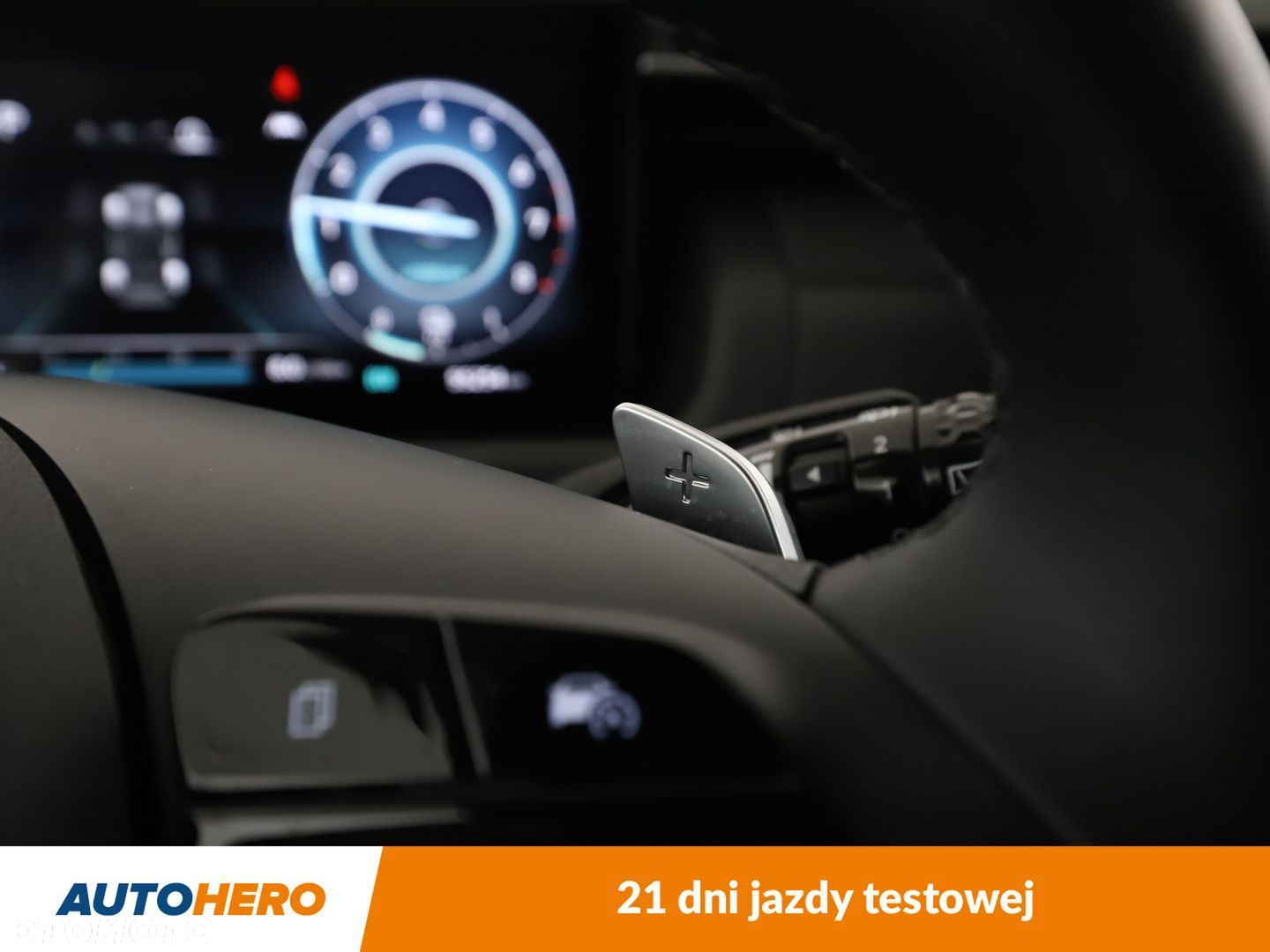 Hyundai Tucson 1.6 T-GDi HEV Smart 4WD - 32