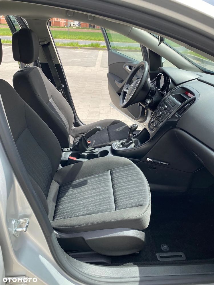 Opel Astra 1.4 T Essentia EU6 - 18