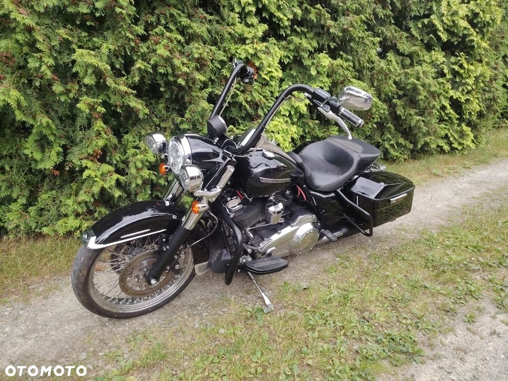 Harley-Davidson Touring Road King - 12