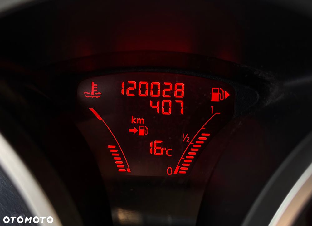 Nissan Juke 1.6 Visia - 14