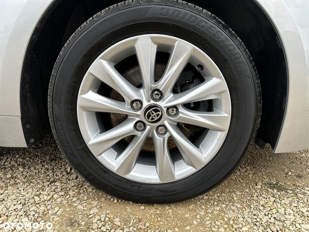 Toyota Corolla 2.0 Hybrid Comfort - 18