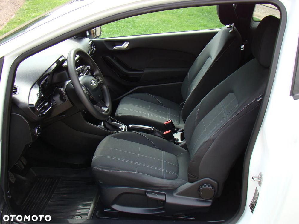 Ford Fiesta 1.1 S&S COOL&CONNECT - 26