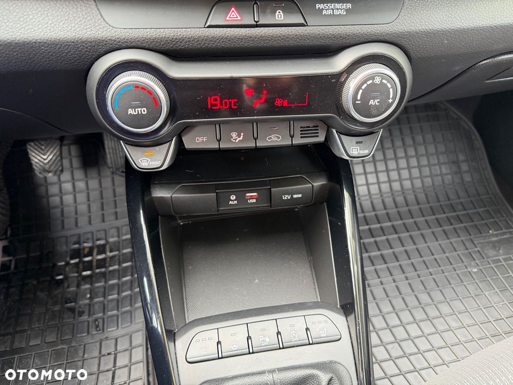 Kia Stonic - 20