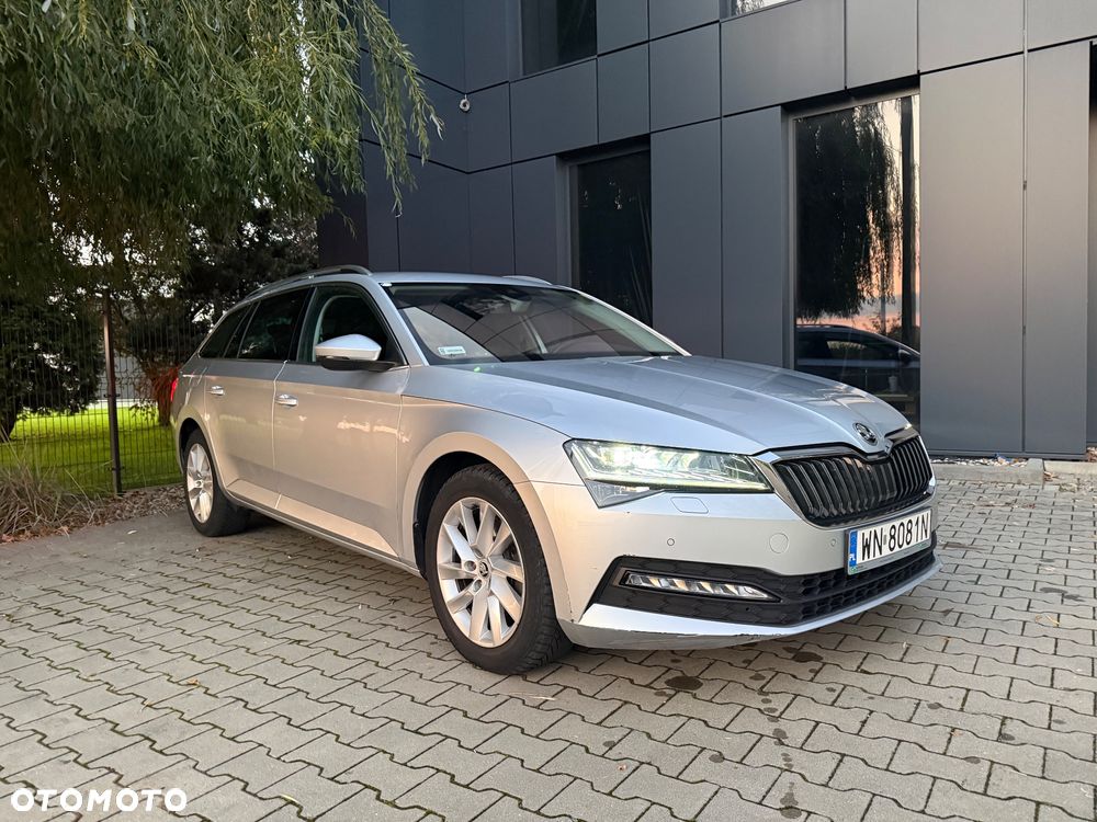 Skoda Superb 2.0 TDI SCR Ambition - 38