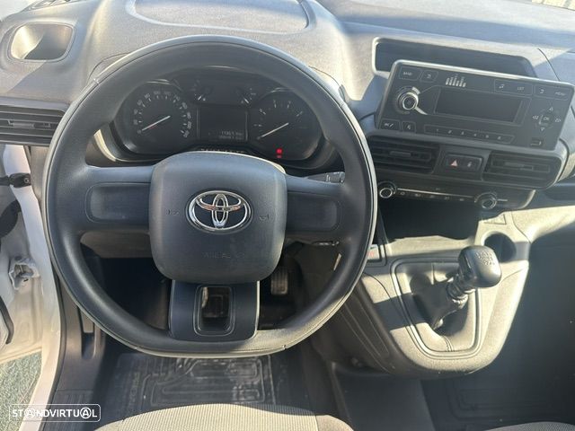 Toyota PROACE CITY LONGA CX.6 V. - 10