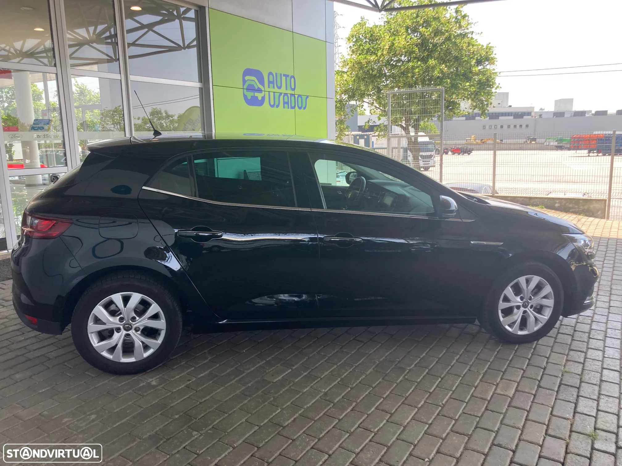 Renault Mégane 1.5 Blue dCi Limited C/PM+Pneu - 5