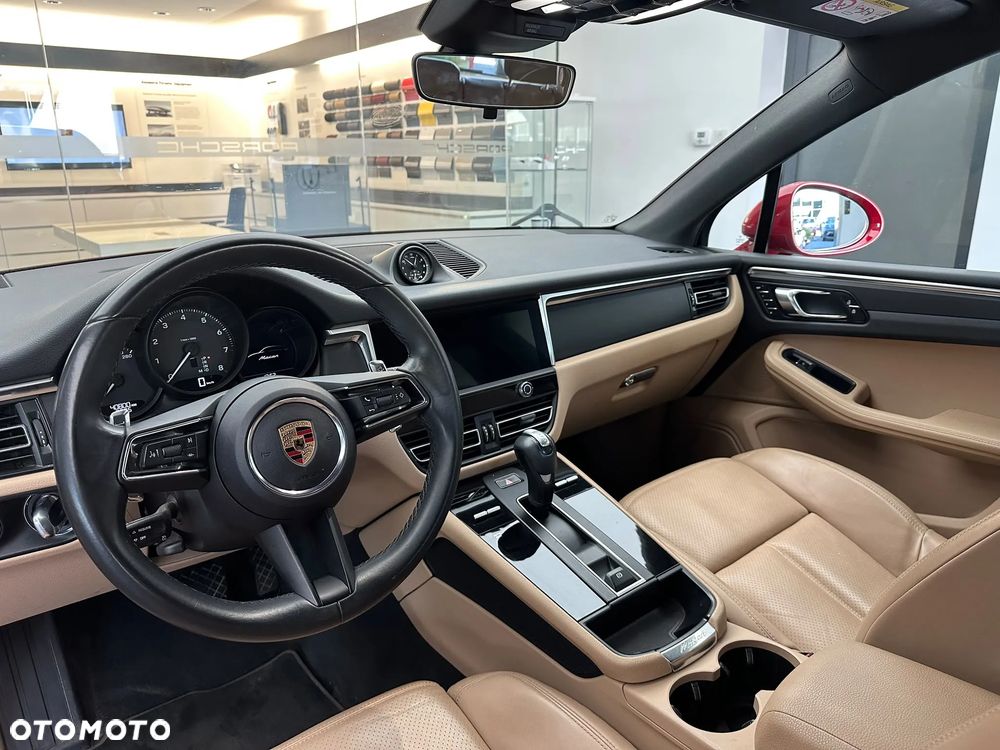 Porsche Macan Standard - 8