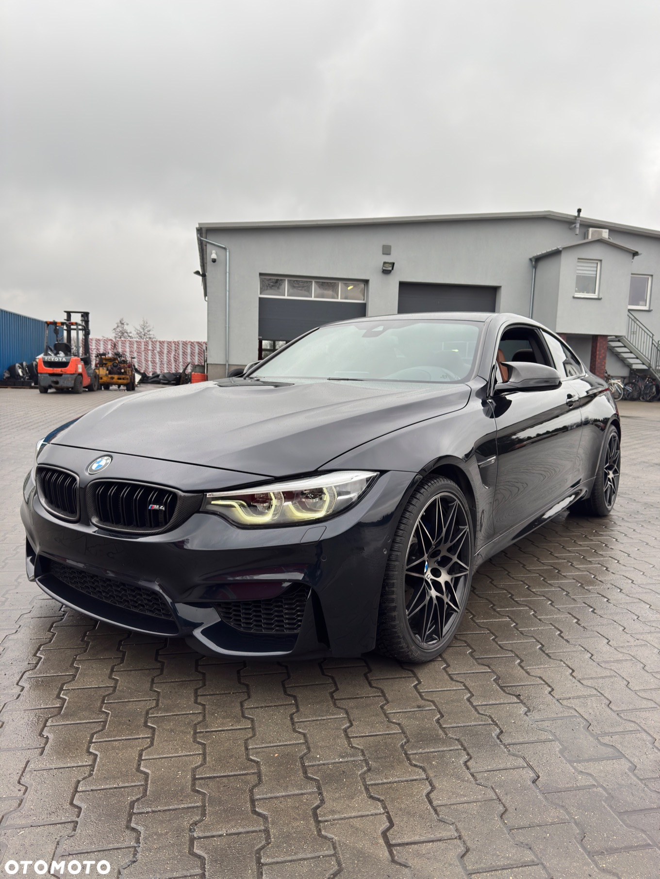 BMW M4 Coupe DKG Competition - 8