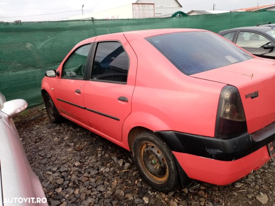 Dezmembrez Dacia logan 1.4 mpi - 5