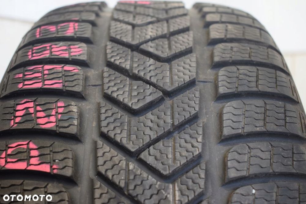 R19 255/45 Pirelli Scorpion Winter Pojedyncza - 1
