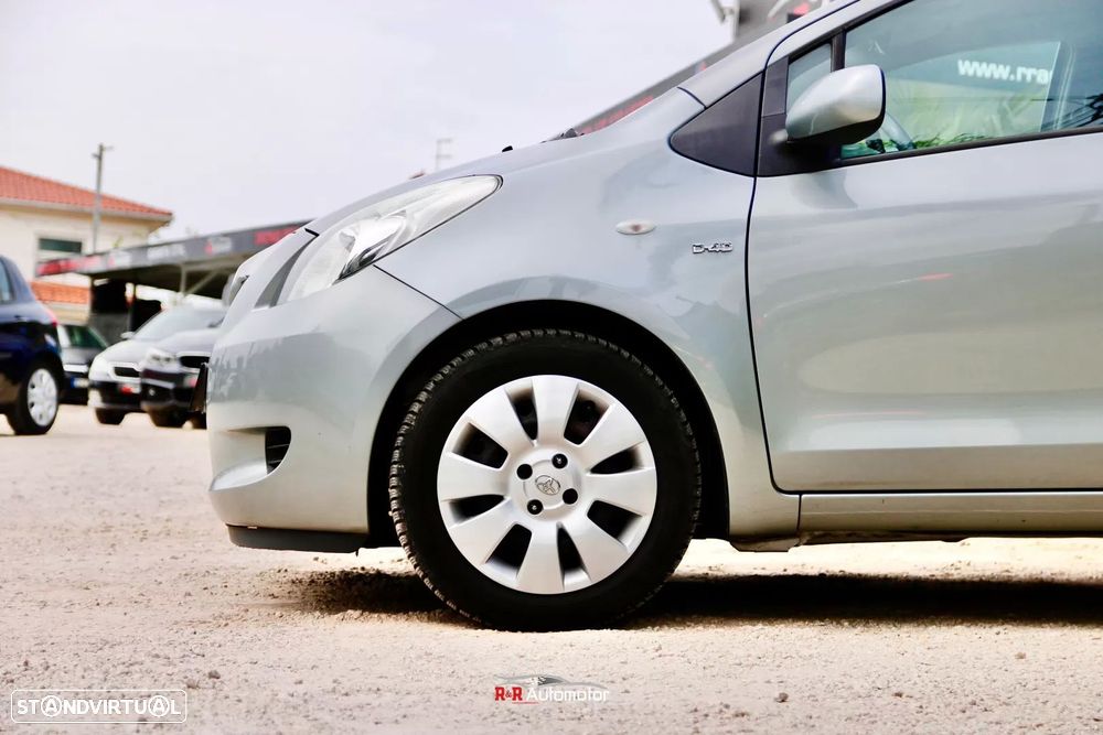 Toyota Yaris 1.4 D-4D Comfort+AC - 5
