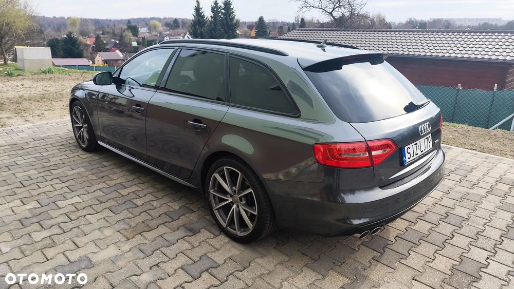 Audi A4 Avant 2.0 TDI Quattro Sport S tronic - 4