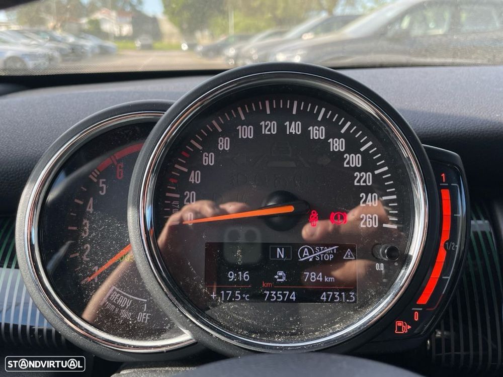 MINI 5 Portas Cooper D - 3