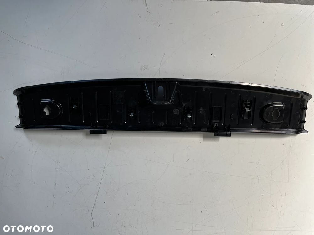 BMW i3  OSŁONA PASA PROGU BAGAŻNIKA TYŁ 7272383 - 2