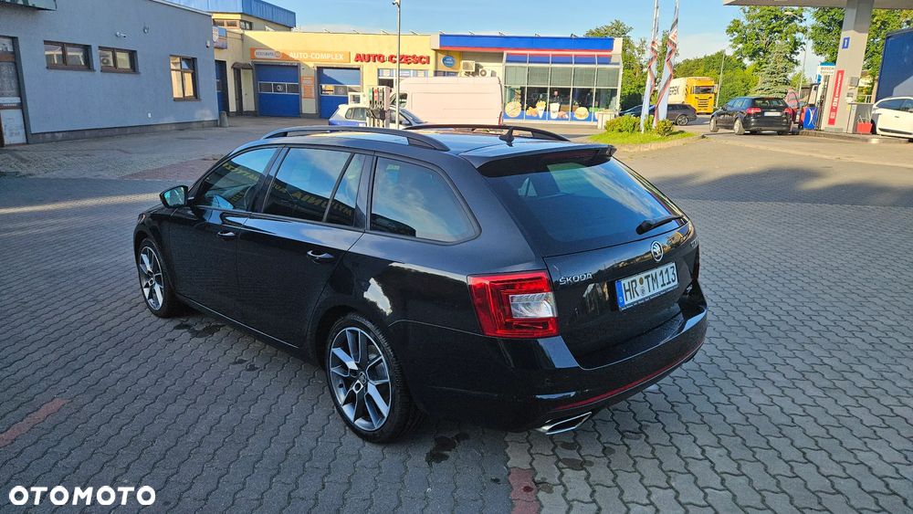 Skoda Octavia 2.0 TDI DSG RS - 6