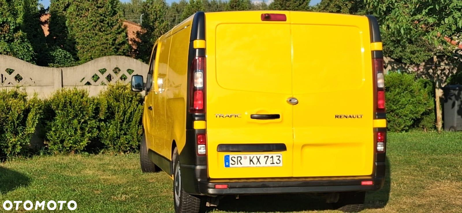 Renault Trafic - 12