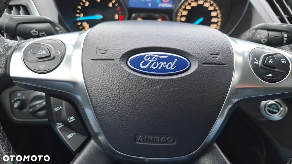 Ford Kuga 2.0 TDCi 4x4 Titanium - 17