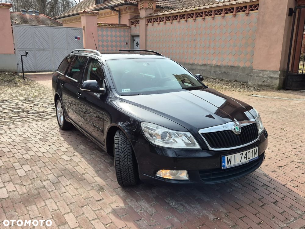 Skoda Octavia 1.8 TSI Elegance DSG - 2