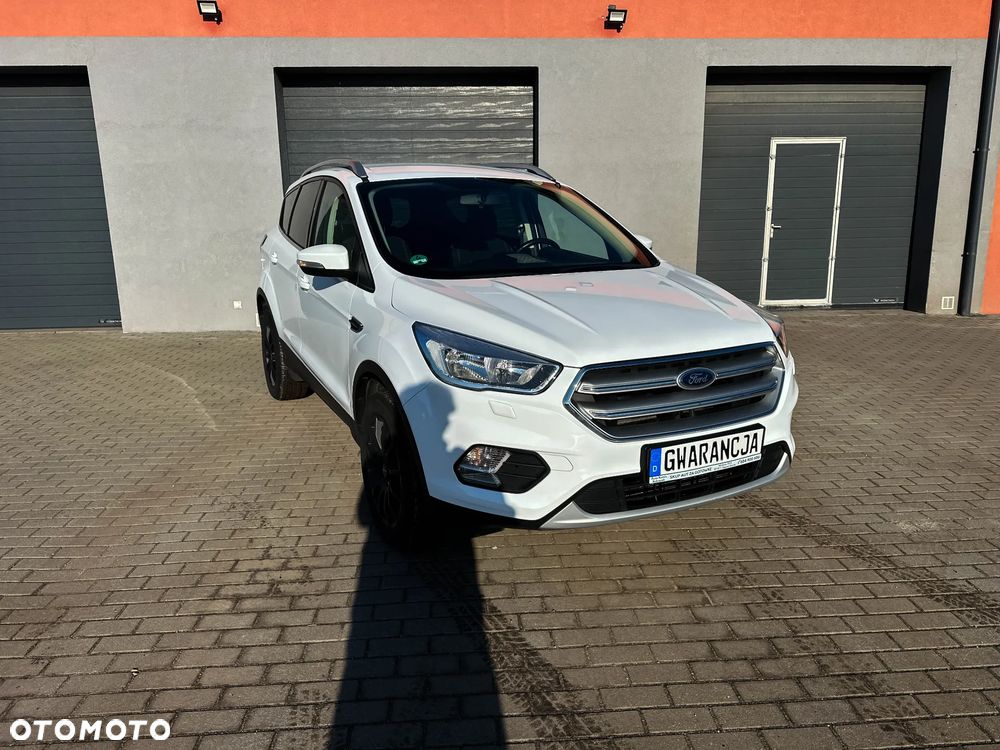 Ford Kuga - 10