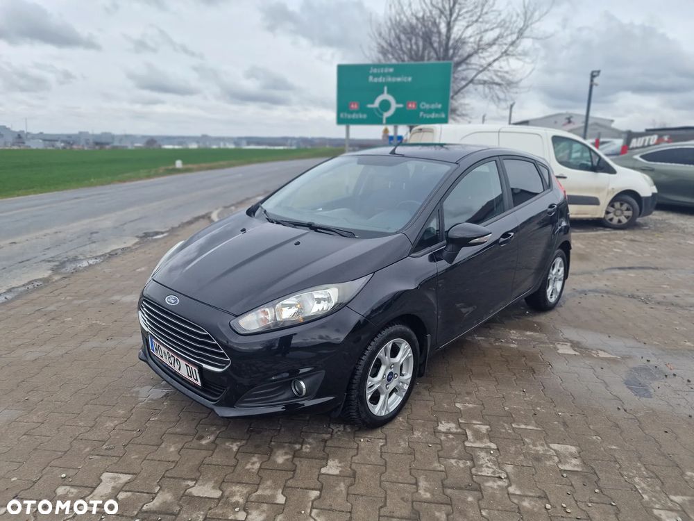 Ford Fiesta 1.25 Celebration - 3