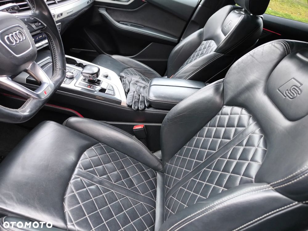 Audi SQ7 - 12