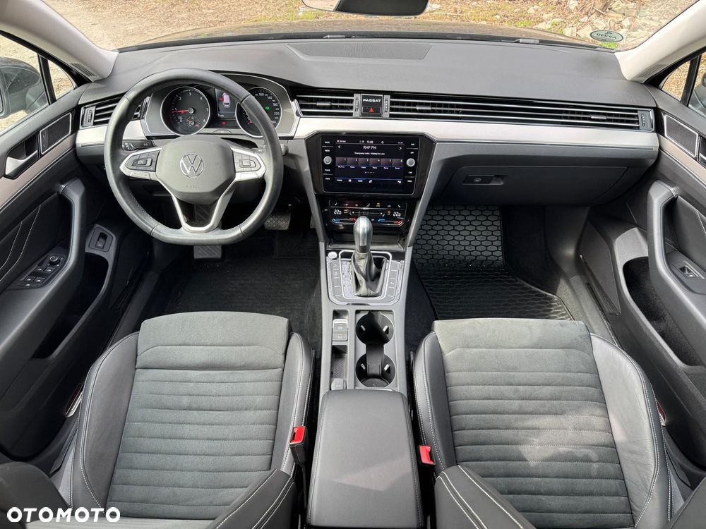 Volkswagen Passat 2.0 TDI EVO Elegance DSG - 5