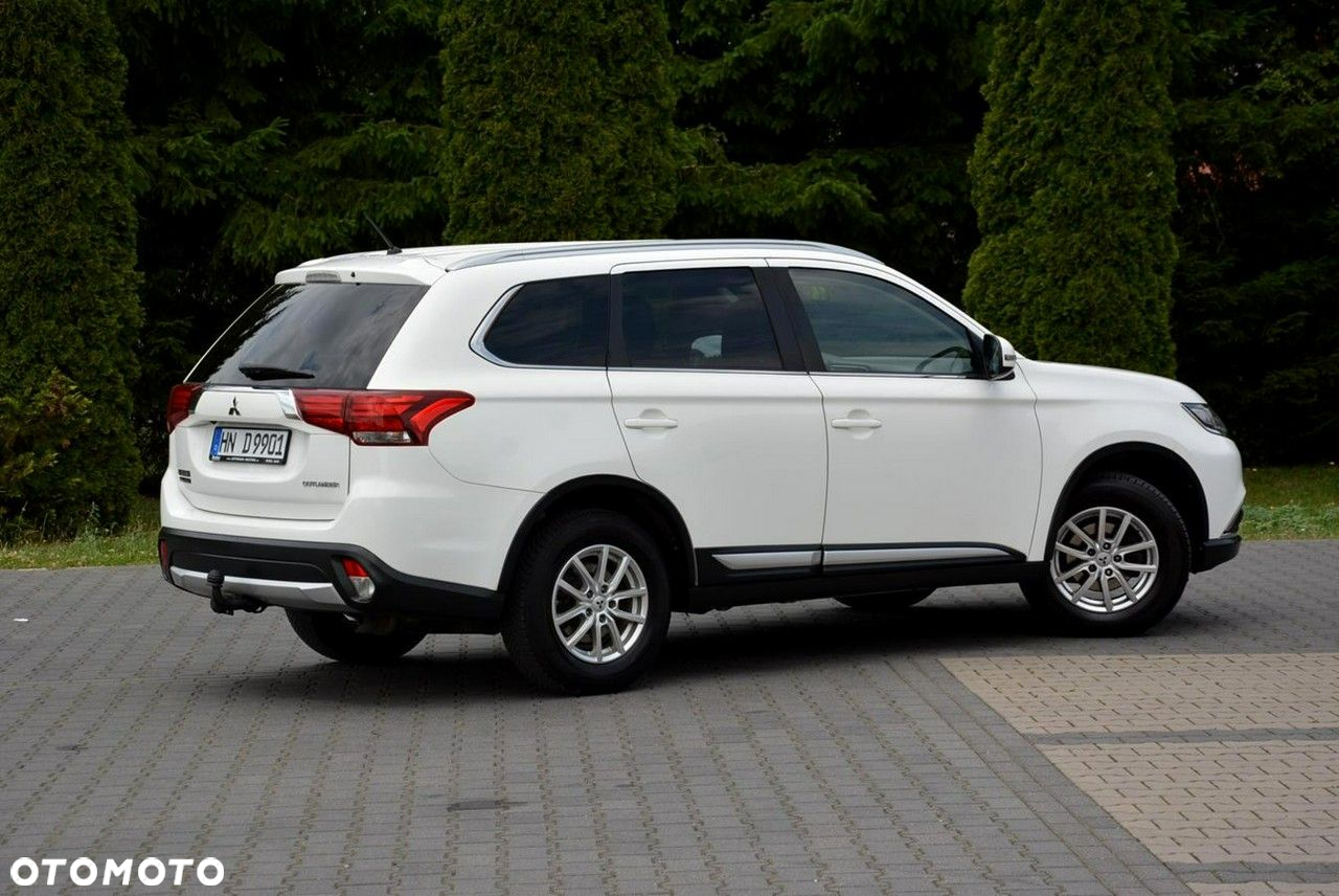 Mitsubishi Outlander 2.0 2WD Edition 100 - 13