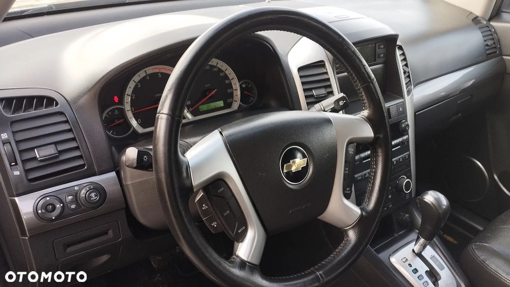Chevrolet Captiva 2.0 4WD 7 Sitzer Automatik LT Exclusive - 28