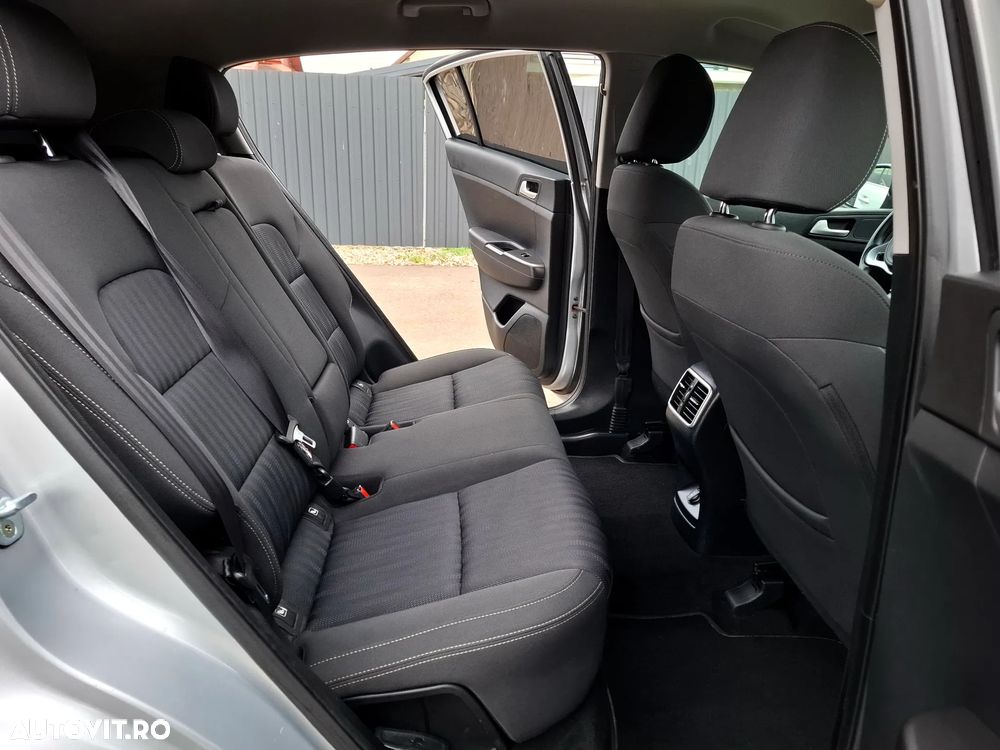 Kia Sportage 1.7 DSL 6MT 4x2 Style - 11