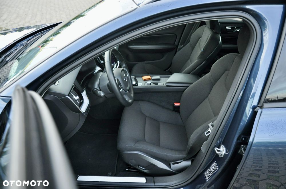 Volvo V60 B3 B Geartronic Momentum Pro - 20